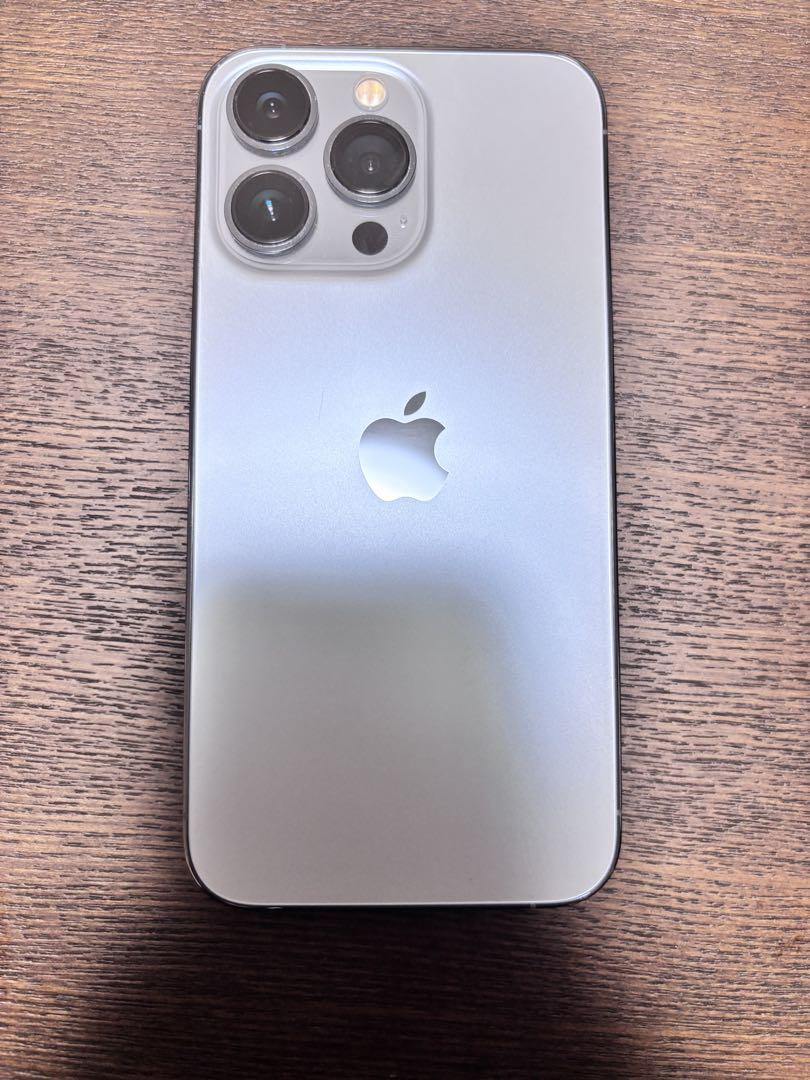 Apple iPhone 13 Pro 本体