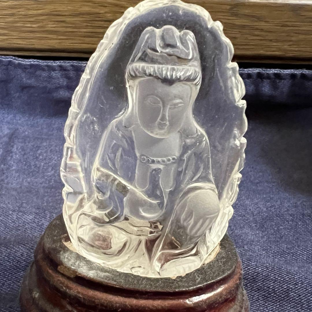 水晶　クリスタル　天然石　仏像　彫り物　置物　薬師如来