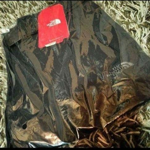 NORTH FACE