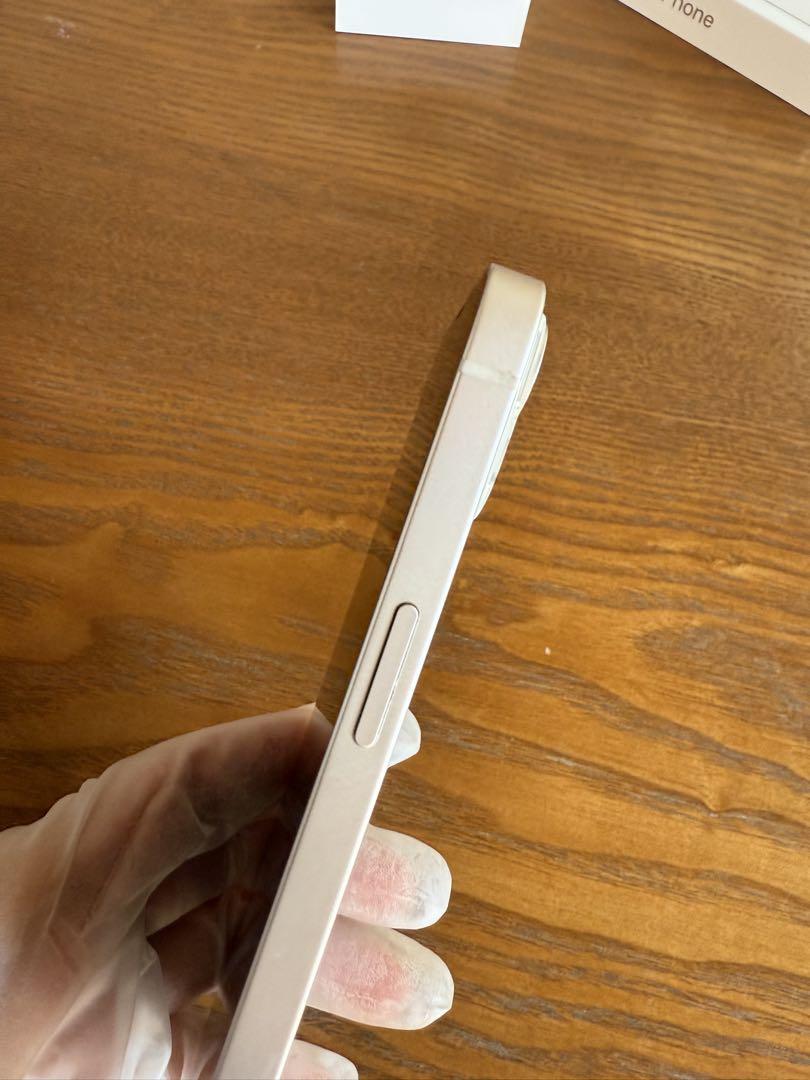 iPhone13 カバーのおまけ付き