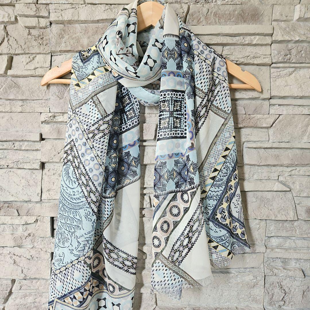 エトロETRO イタリア本店購入　たっぷり大判サイズ　シフォンショール 美品 ETRO エトロ ストール 大判 水色 シフォン - メルカリ