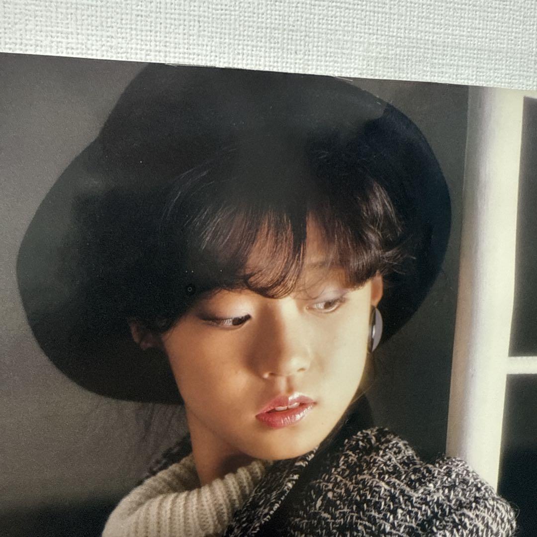 A63 中森明菜 ポスター 23×27㎝ 昭和 - メルカリ