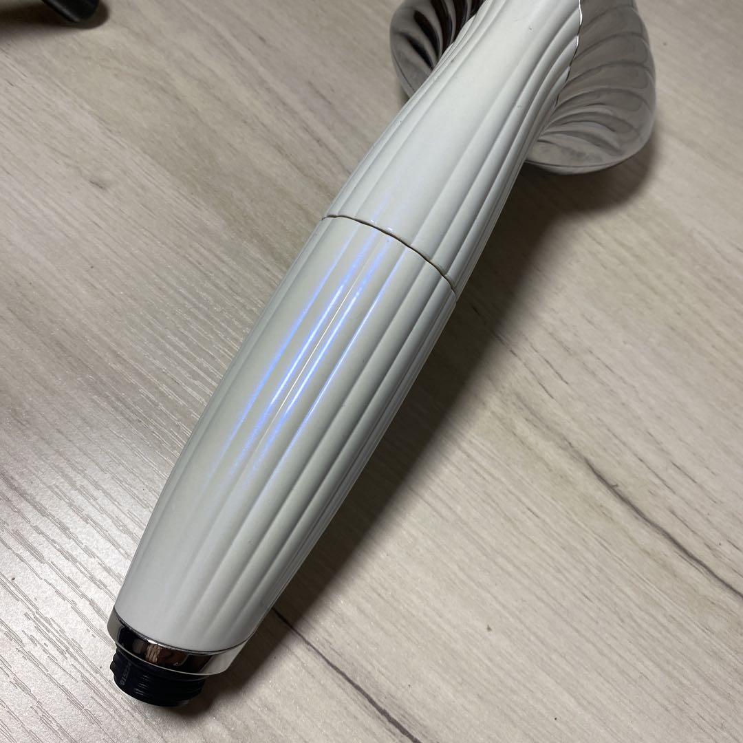 リファ　シャワーヘッド　ファインバブルピュア
