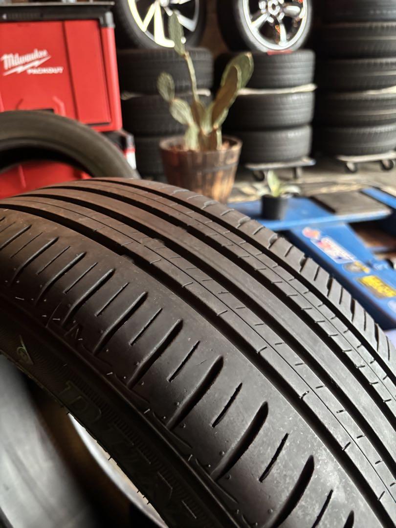 ◇送料込み◇215/50R18 中古サマータイヤ4本