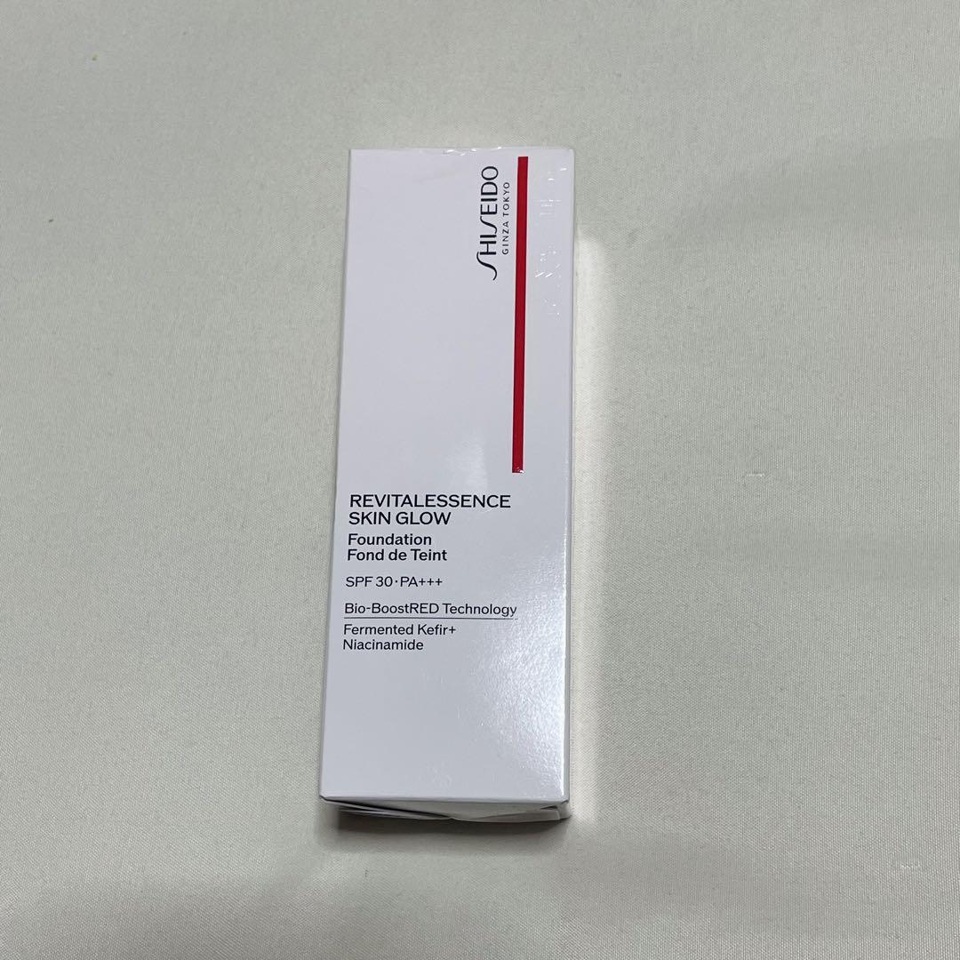 【新品】SHISEIDO エッセンス スキングロウ ファンデーション 130