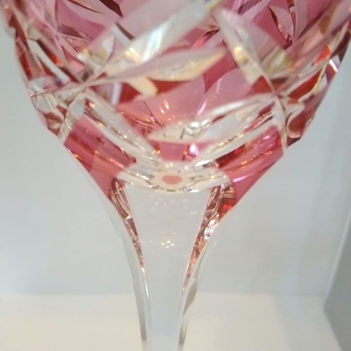 新品未使用　カガミクリスタル 金赤　ワイングラス　1脚　化粧箱付