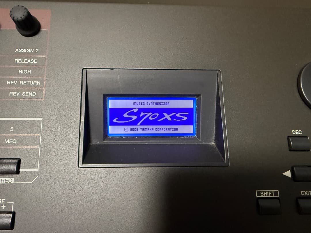 引き取り限定!!YAMAHA S70XS シンセサイザー 76鍵