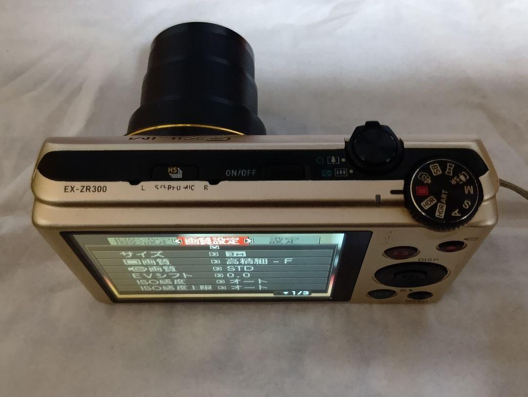 CASIO EX-ZR300 デジカメ 12.5倍ズーム