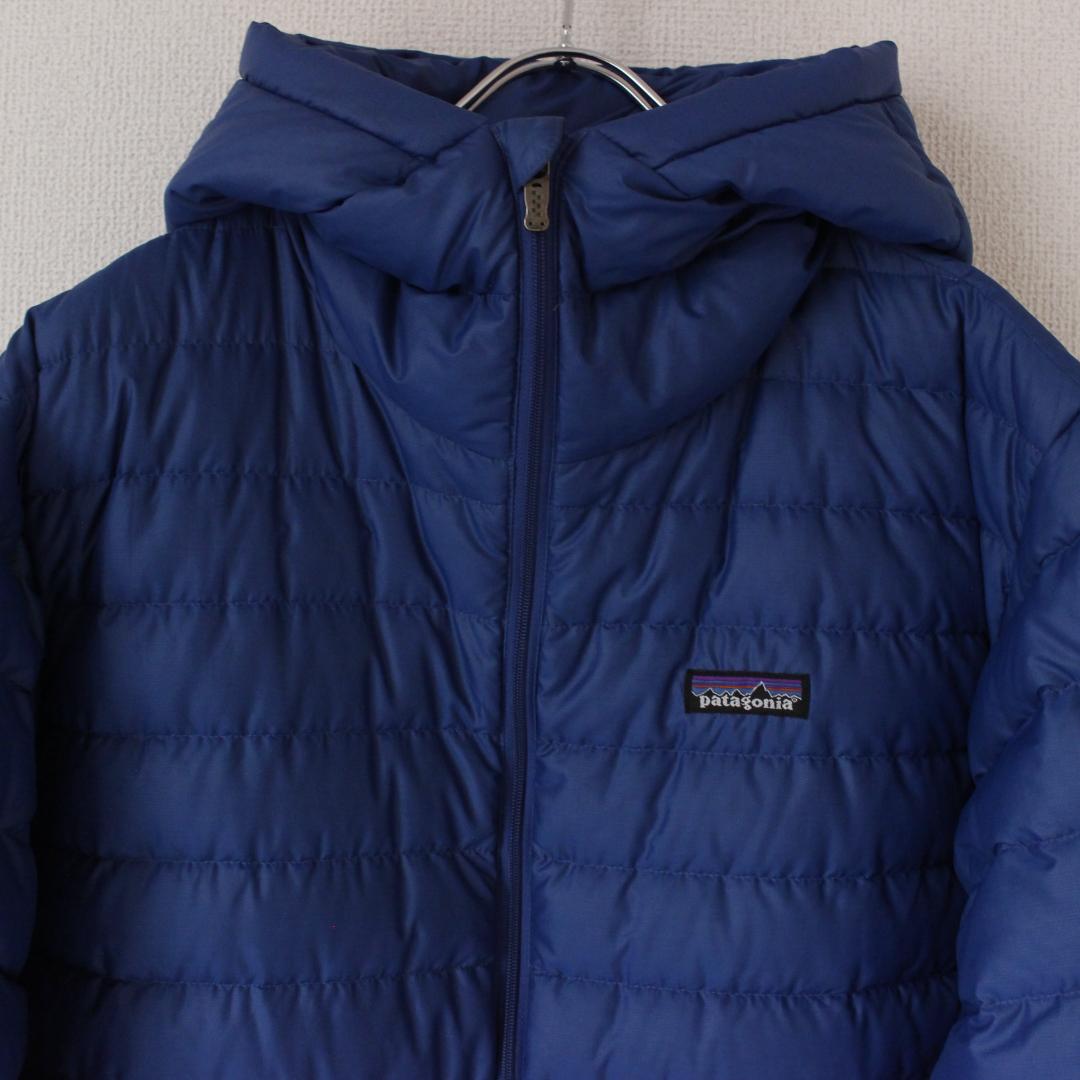 ダウンセーターフーディー