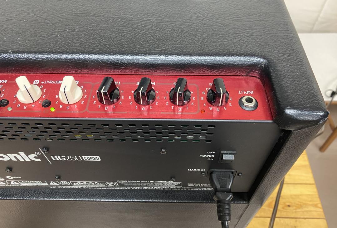 tc electronic BG250 112 ベースアンプ 動作良好
