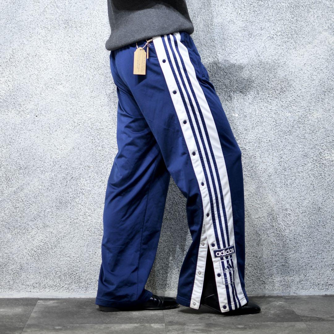 adidas サイドスナップ