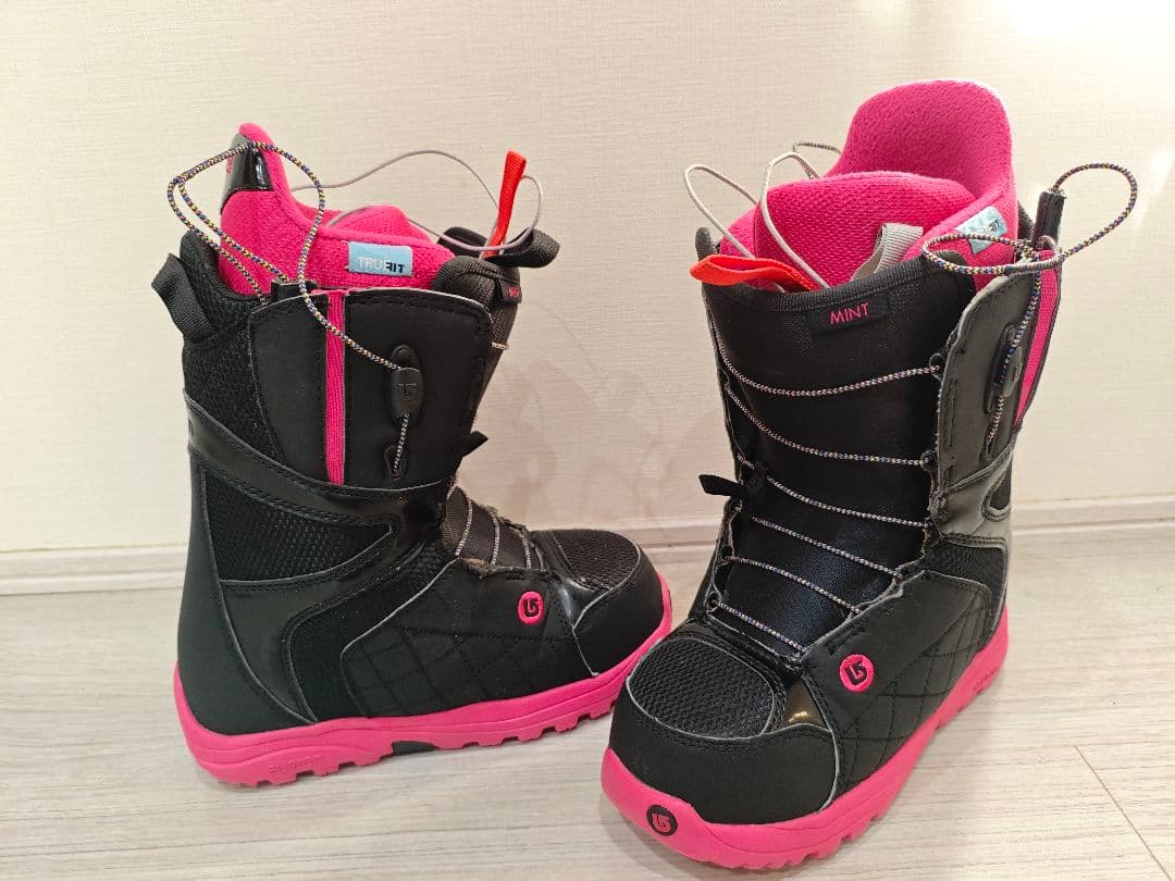 BURTON MINT アジアン-FIT 22cmスノーボードブーツ バートン22.5cm BURTON