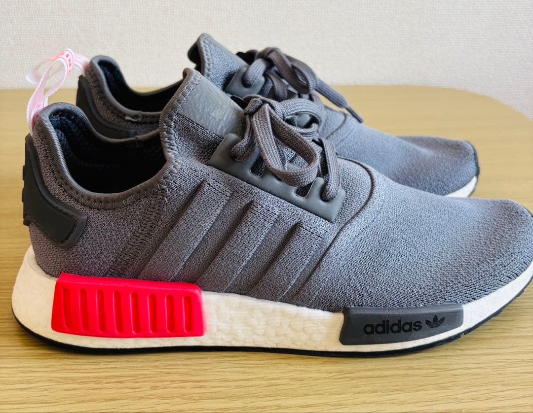 アディダスオリジナルスニーカー NMD R1 BD7730 メンズ