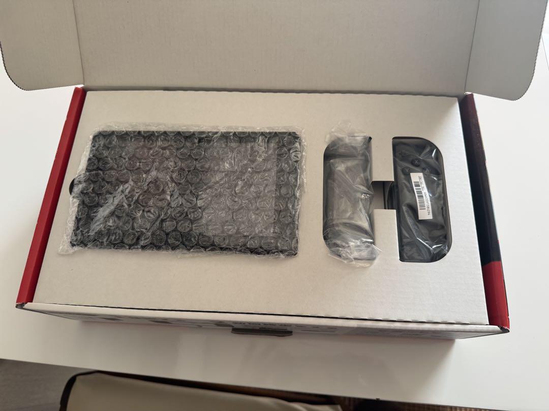 Nintendo Switch（グレー） Nintendo Switch グレー 本体
