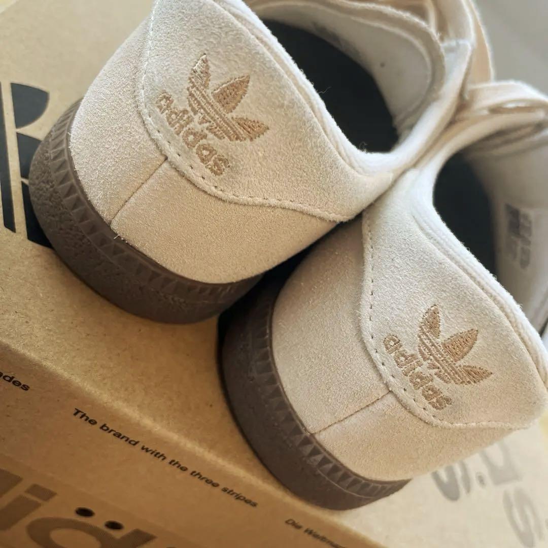 【adidas】 BERN W  24㎝　ホワイト