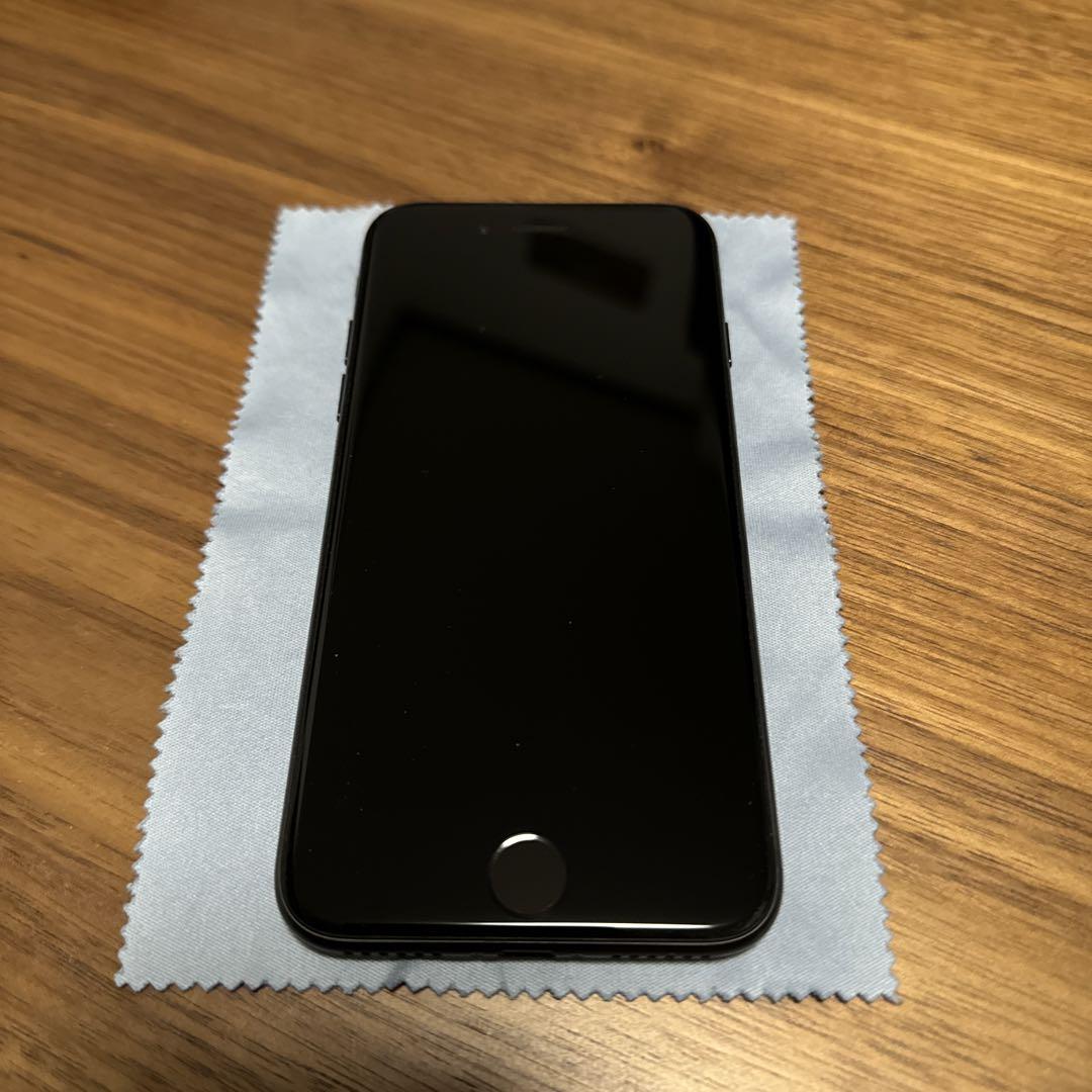 iPhone 8 スペースグレイ 256 GB SIMフリー