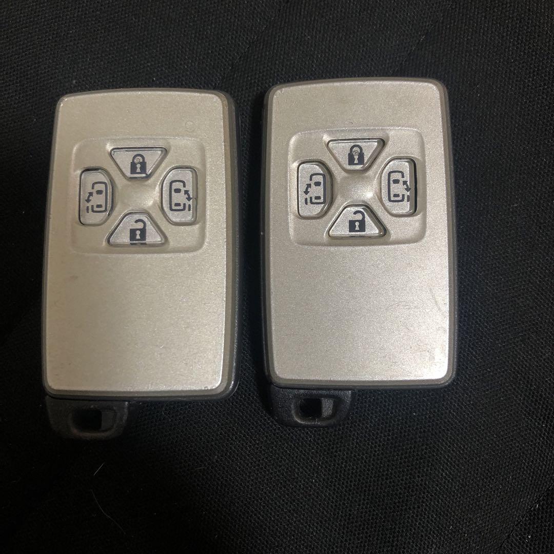 トヨタ  スマートキー  4ボタン  2個セット　007-AC0146 TOYOTA トヨタ スマートキー 4ボタン 007-AC0146 - メルカリ