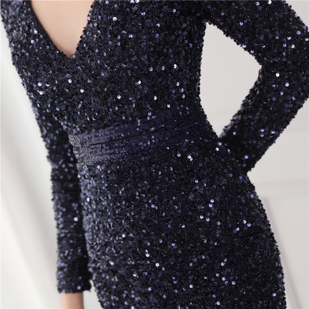 総スパンコールのVネック 長袖 スリット入りイブニングドレス