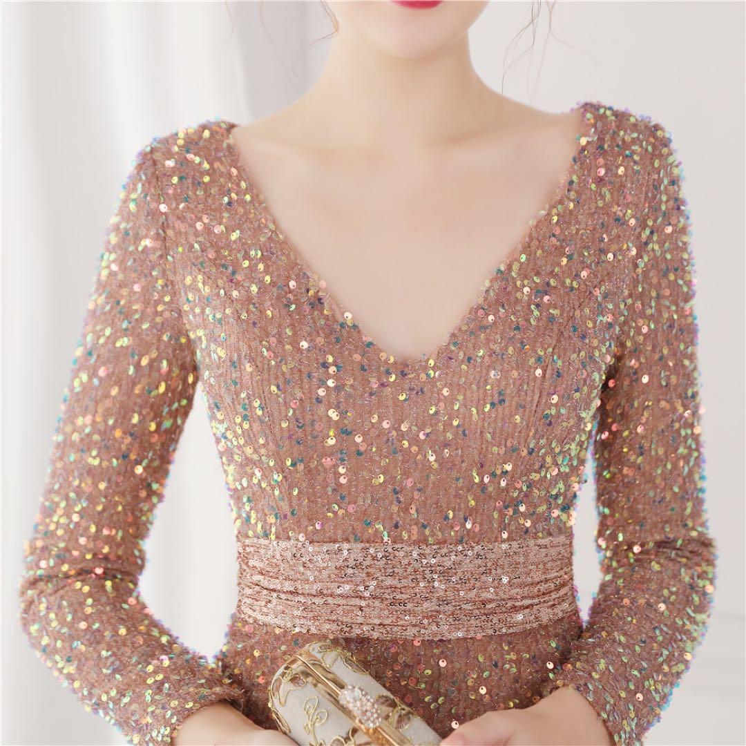 総スパンコールのVネック 長袖 スリット入りイブニングドレス