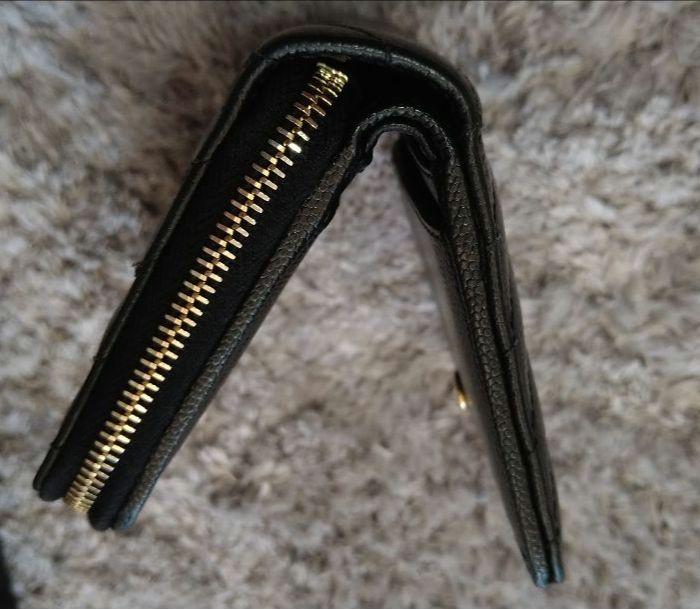 YSL ２つ折り財布　ブラック