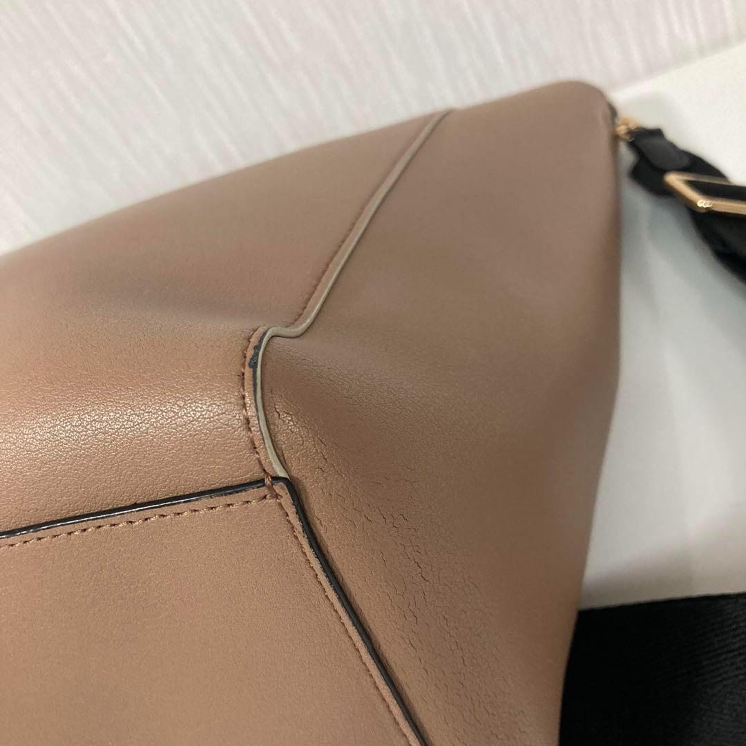agnes b. ✨美品✨レザー　ショルダーバッグ　斜め掛け　A4収納　自立型