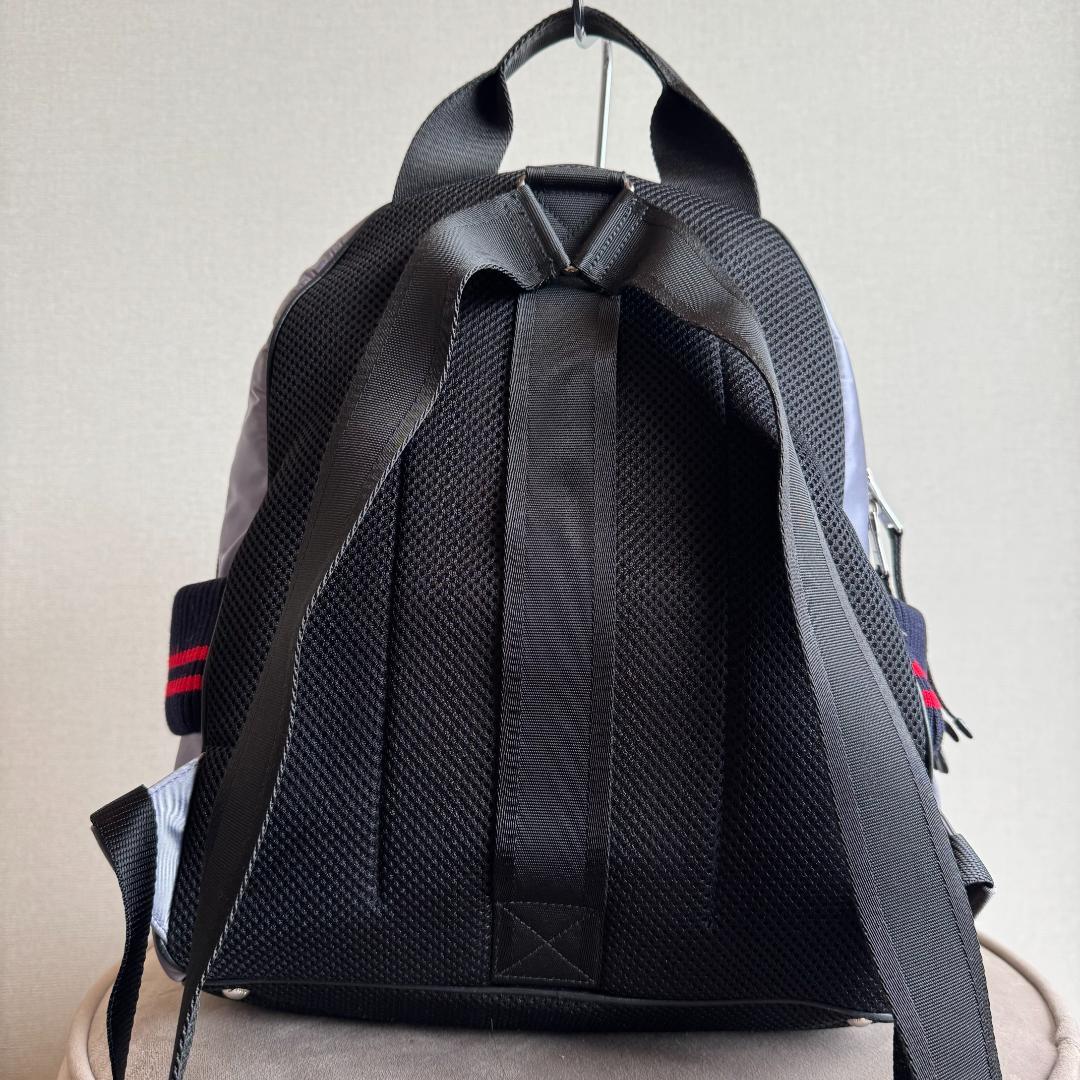 ✨未使用級✨ ミュウミュウ キャット ネコワッペン ナイロン バックパック ✨未使用級✨ ミュウミュウ キャット ネコワッペン ナイロン バックパック