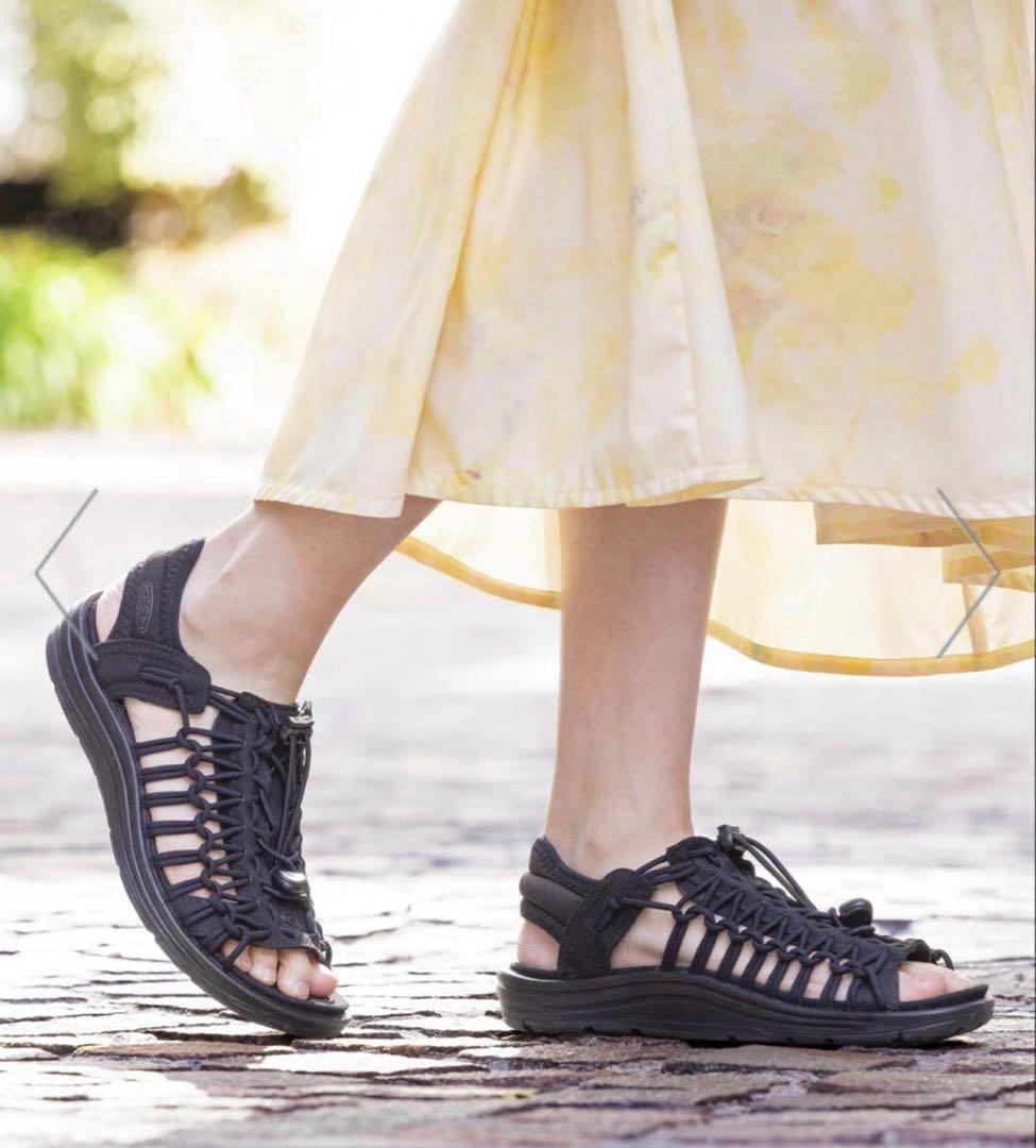 KEEN✿UNEEK Ⅱ OT オープントゥ　ユニーク　ブラック　25