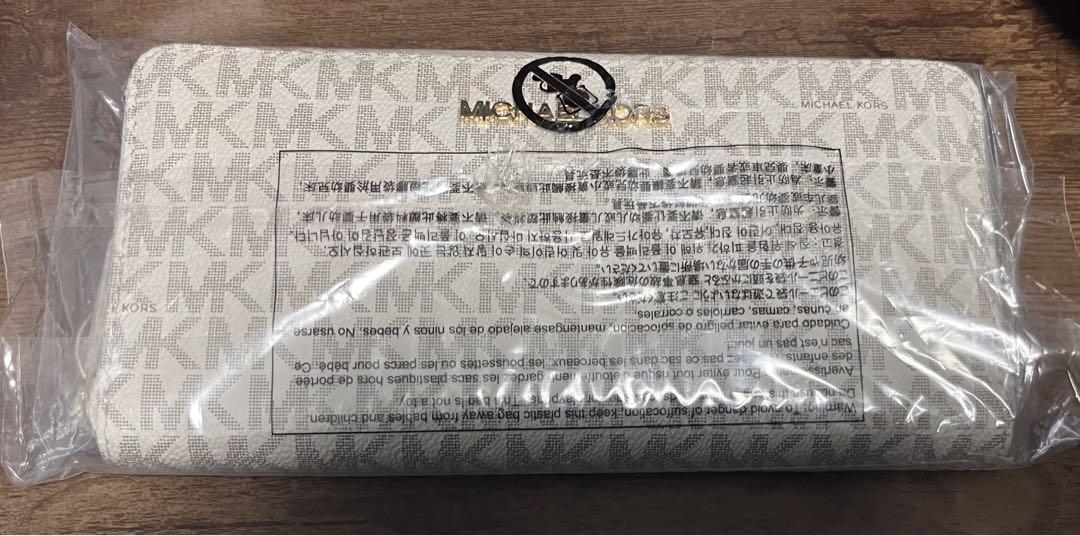 MICHAEL KORS JET SET TRAVEL 長財布 バニラ