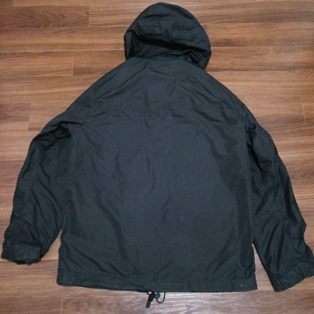 マウンテンパーカー