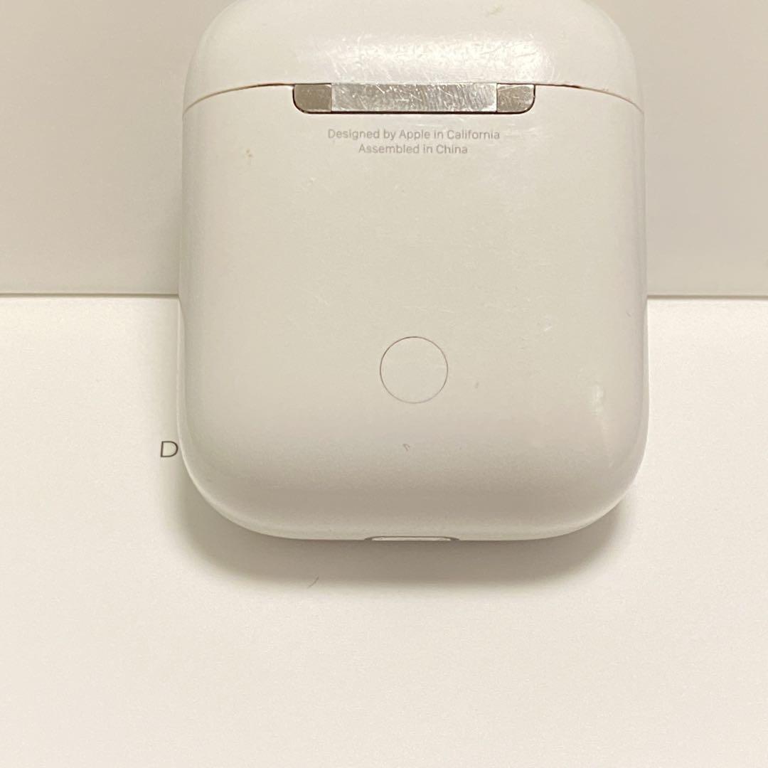 ［正規品］AirPods 2 第二世代　フルセット　アイポーズ　充電器付き 正規品］AirPods 2 第二世代 ケース アイポーズ 充電器 - メルカリ