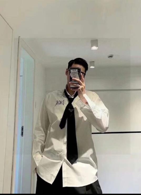 箱付き　PRADA ネクタイ 箱付き PRADA ネクタイ