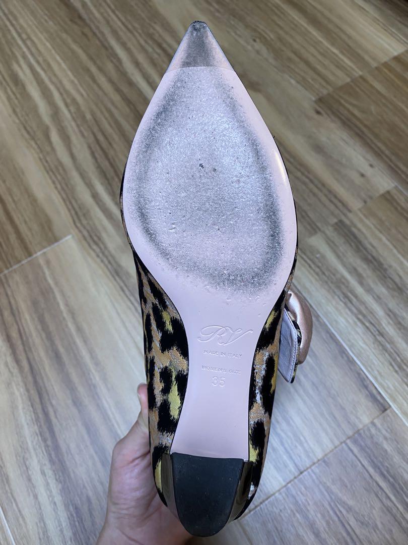 Roger vivier パンプス