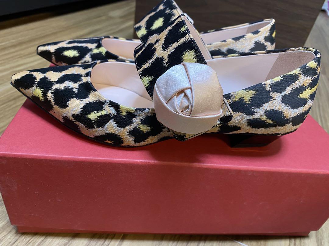 Roger vivier パンプス
