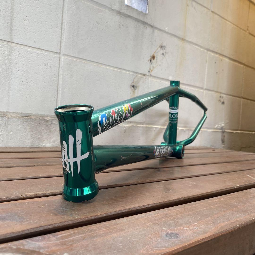 自転車本体 COLONY Sweet tooth frame
