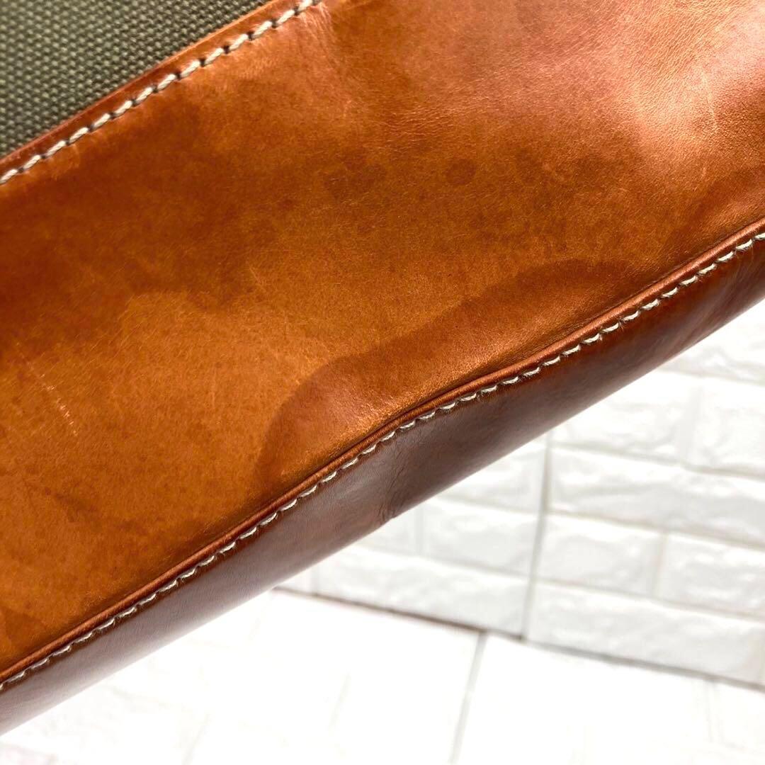 入手困難　A.P.C キャンバス　レザー　ハンドバッグ　トート　バッグ　グリーン