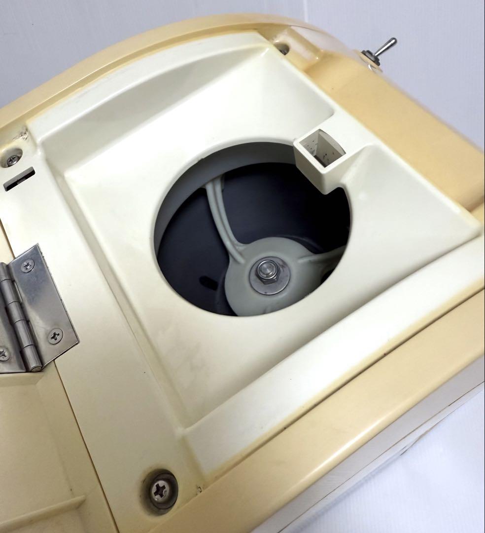 人気の初雪 ♪ 動作確認済み 強力　レトロ　電動かき氷機　HC-18C
