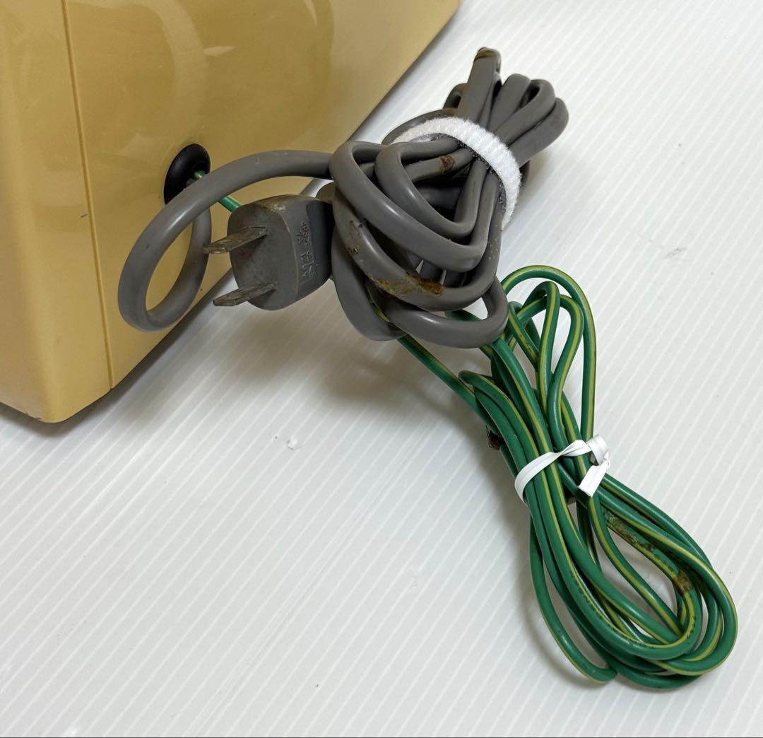 人気の初雪 ♪ 動作確認済み 強力　レトロ　電動かき氷機　HC-18C