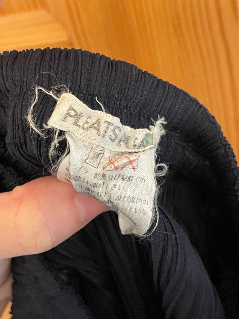 PLEATS PLEASE プリーツプリーズ ロングスカート ネイビー 3 PLEATS PLEASE プリーツプリーズ ロングスカート ネイビー 3