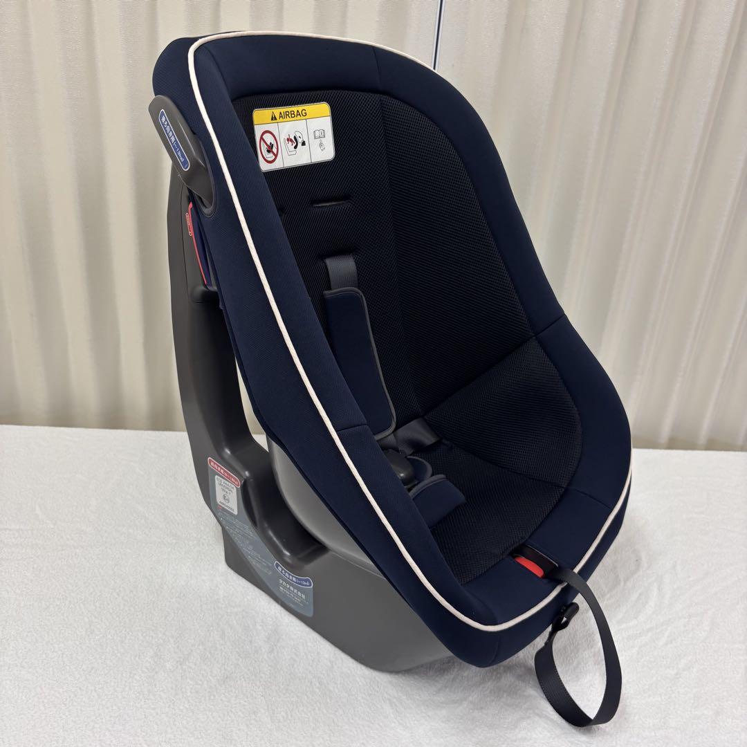 クリーニング済　☆綺麗☆　タカタ　超軽量　ネイビー