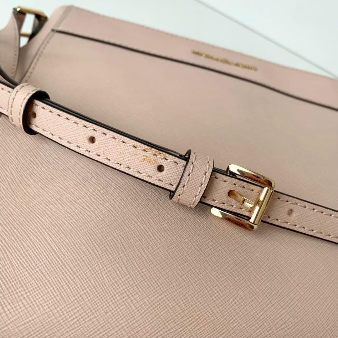【マイケルコース】ショルダーバッグ　クロスボディバッグ　ピンク　PINK レザー