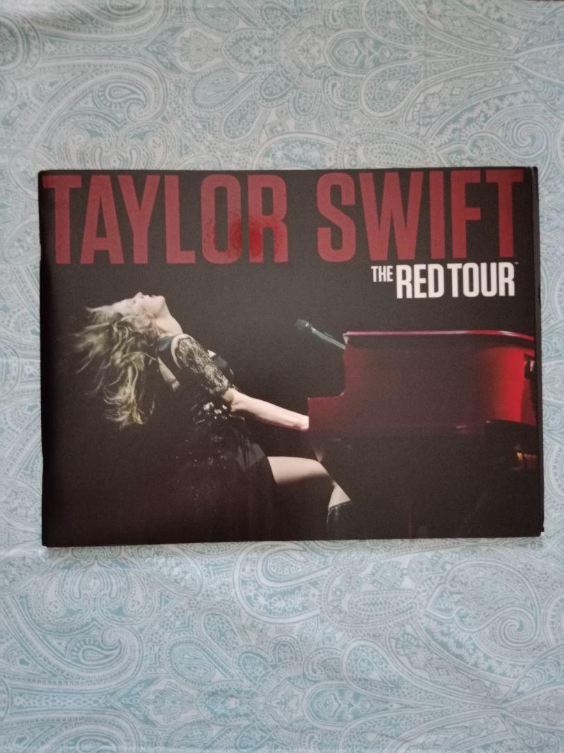 Taylor Swift The Red Tour パンフレット