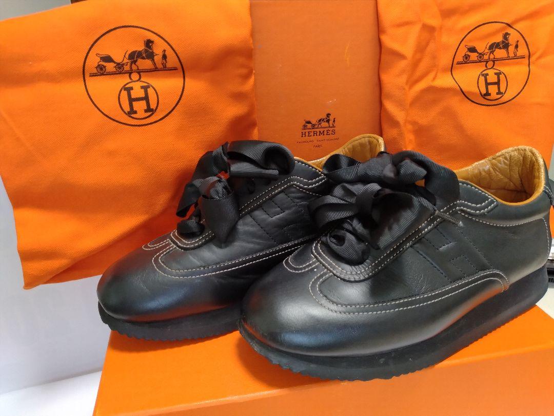 登場! HERMES ブラックレザーシューズ リボン付き 靴