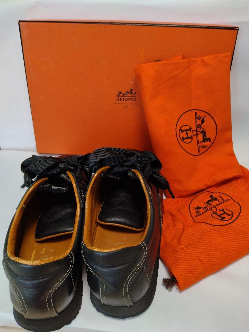 HERMES ブラックレザーシューズ リボン付き