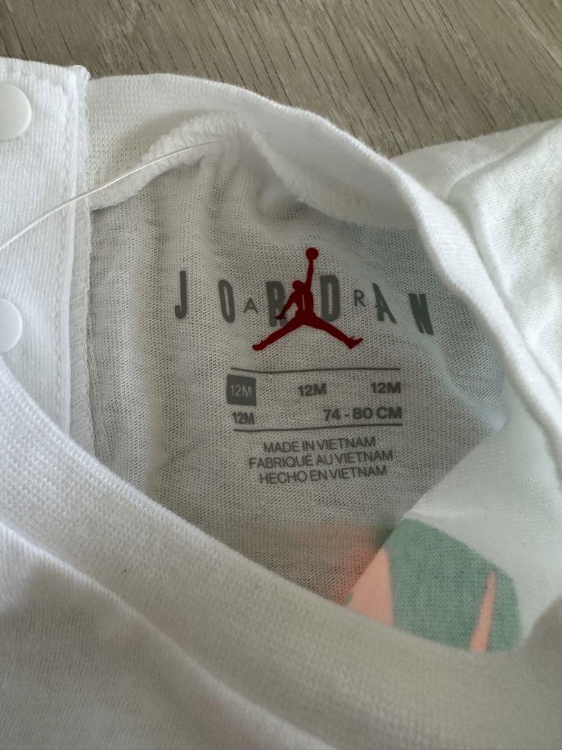 アメリカ購入ジョーダン未使用ロンパース12ヶ月NIKEバスケ　エアジョーダン新品