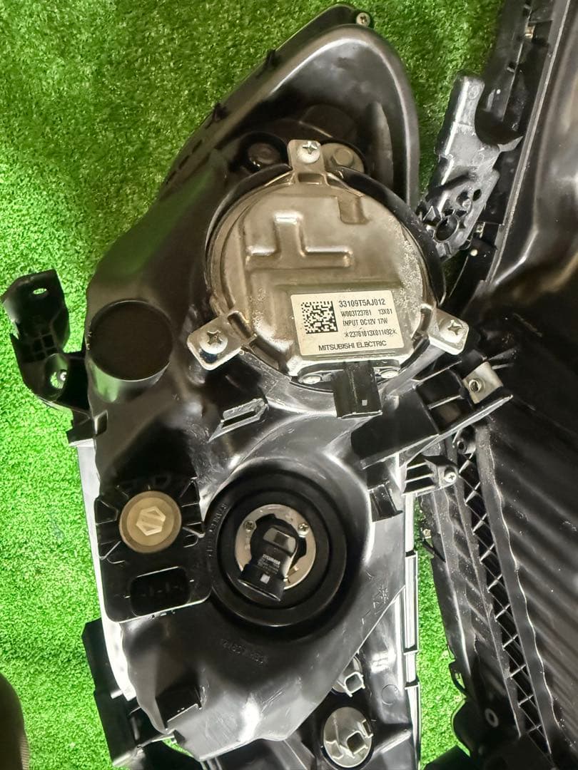 GK3 ホンダ フィット ヘッドライト 左右セット GK3 ホンダ フィット ヘッドライト 左右セット