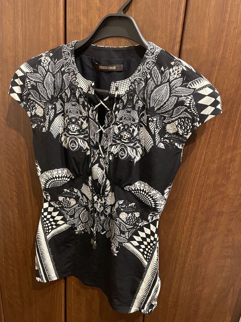 roberto cavalli トップス