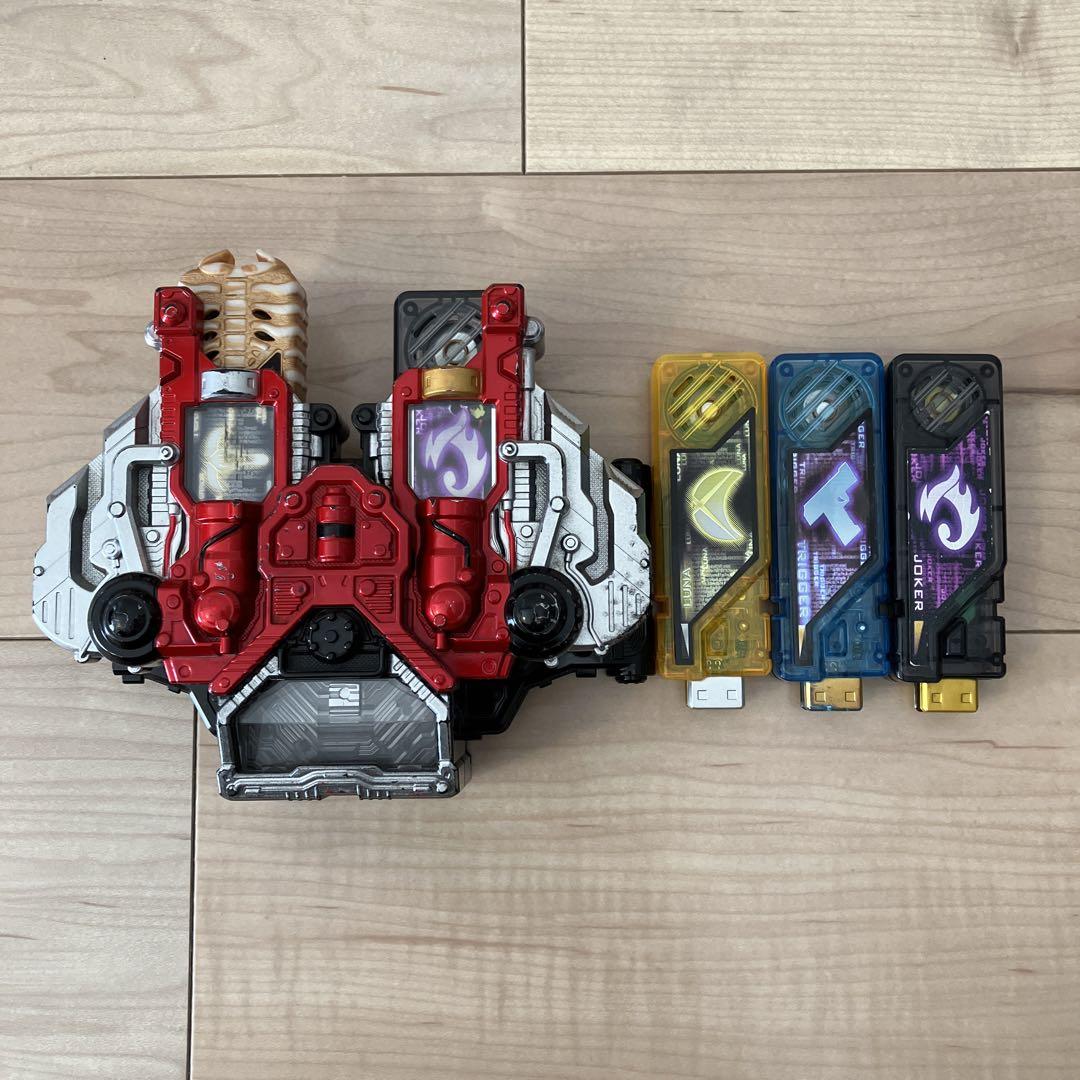 【値下げ】DXダブルドライバー&ガイアメモリセット