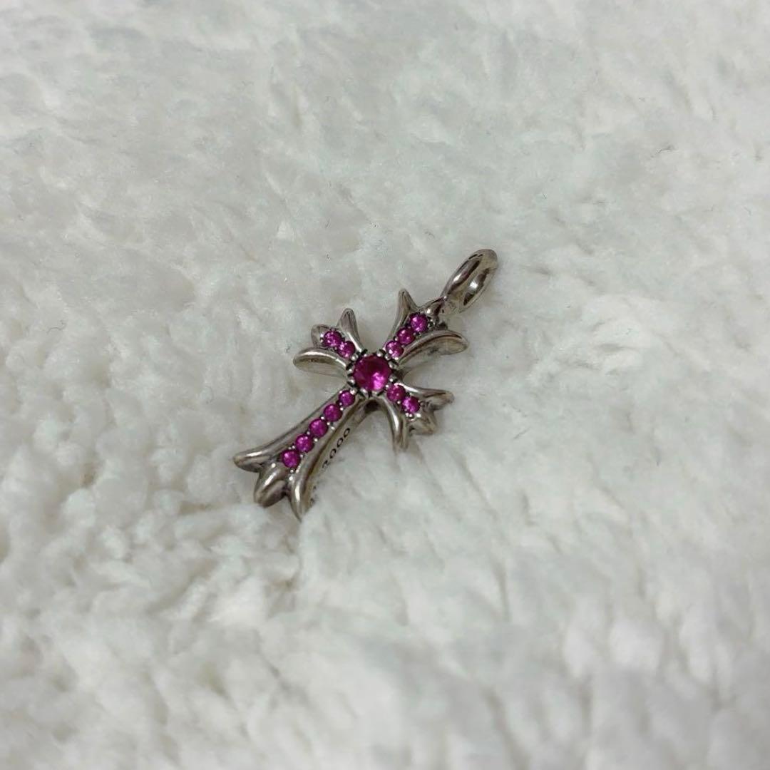 クロムハーツ タイニーファットクロスチャーム パヴェルビー