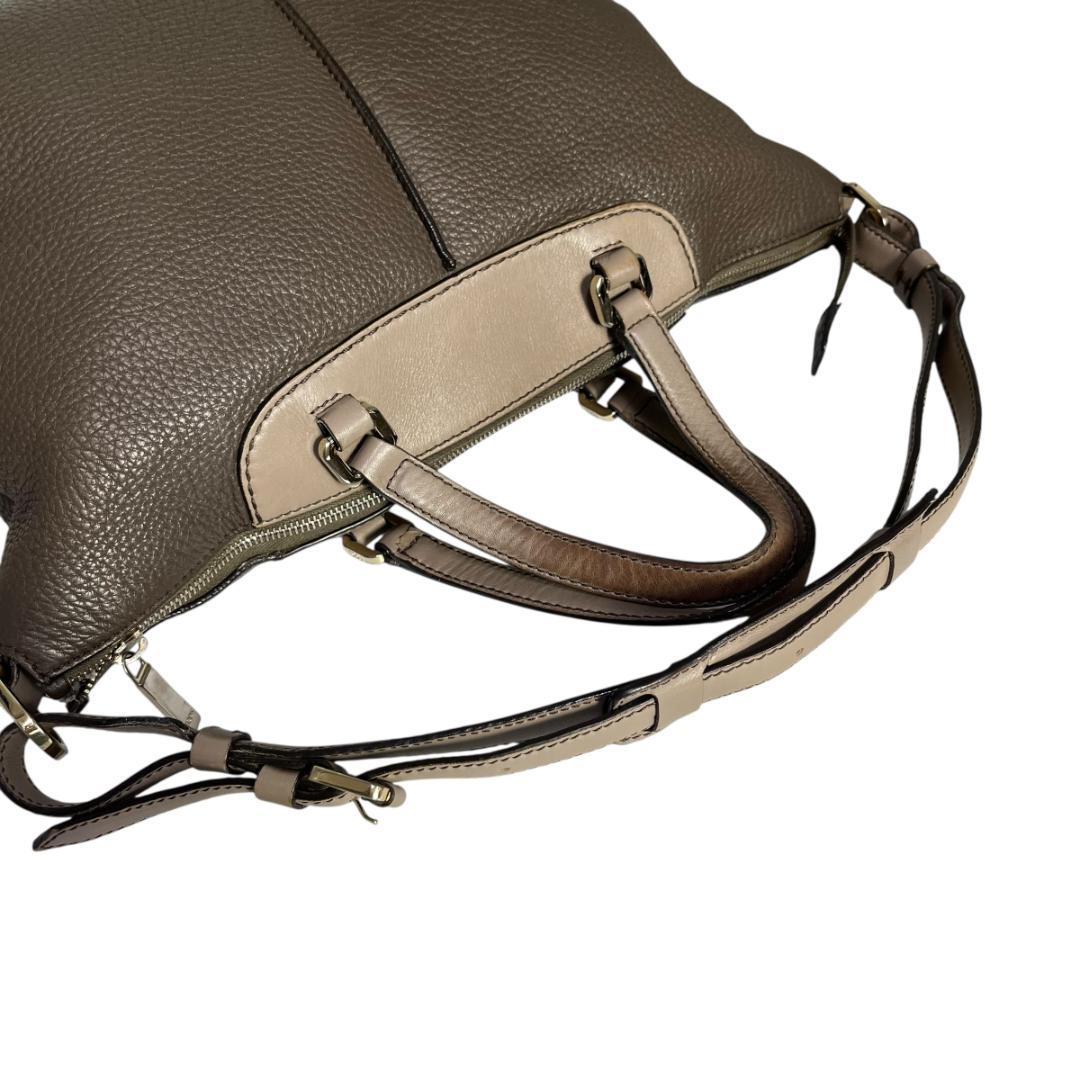 TOD'S トッズ　ショルダーバッグ 2way　トート　レザー　A4 肩掛け