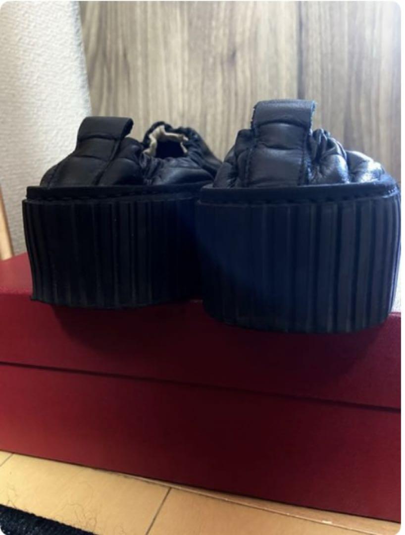 TOGAシューズ